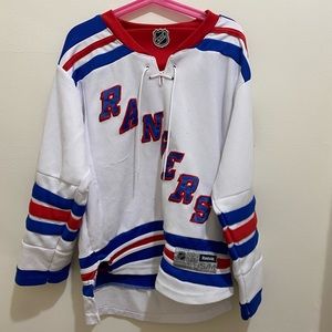 Autographed YOUTH S New York Rangers Hockey Jersey